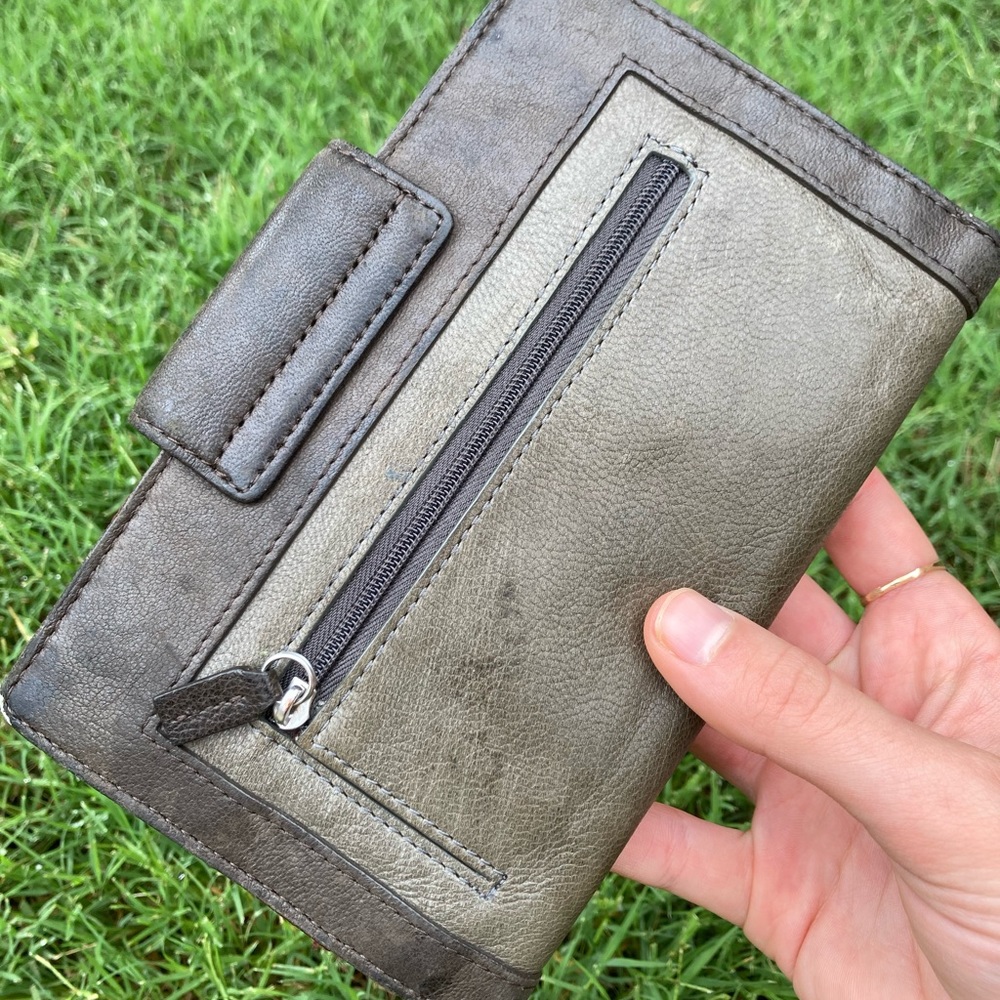 Duluth Trading Co leather wallet